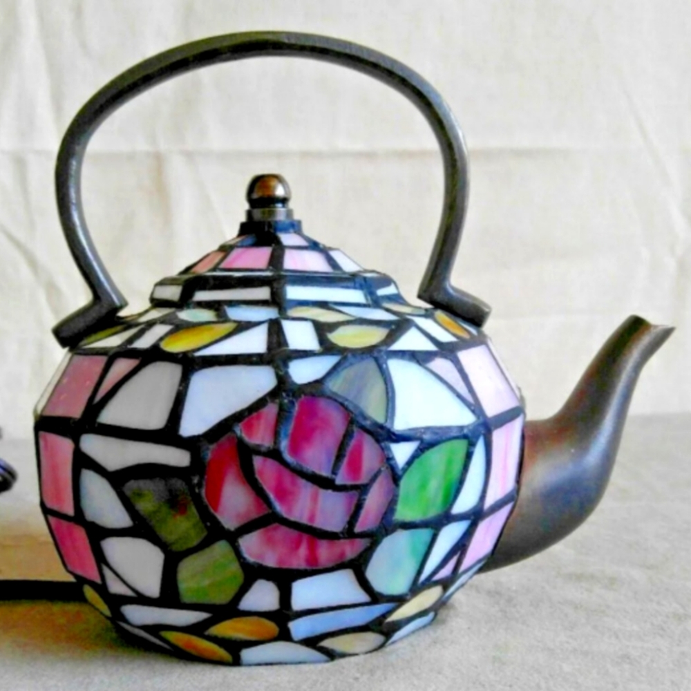 Vintage Tiffany Style Lamp